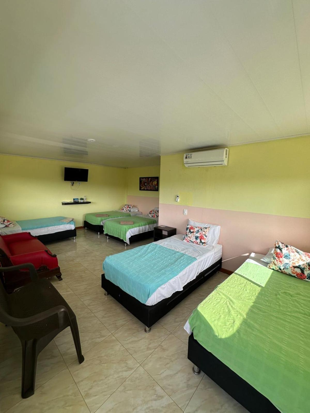 Victoria'S Gennie Bay Village Hostal San Andres  Bagian luar foto