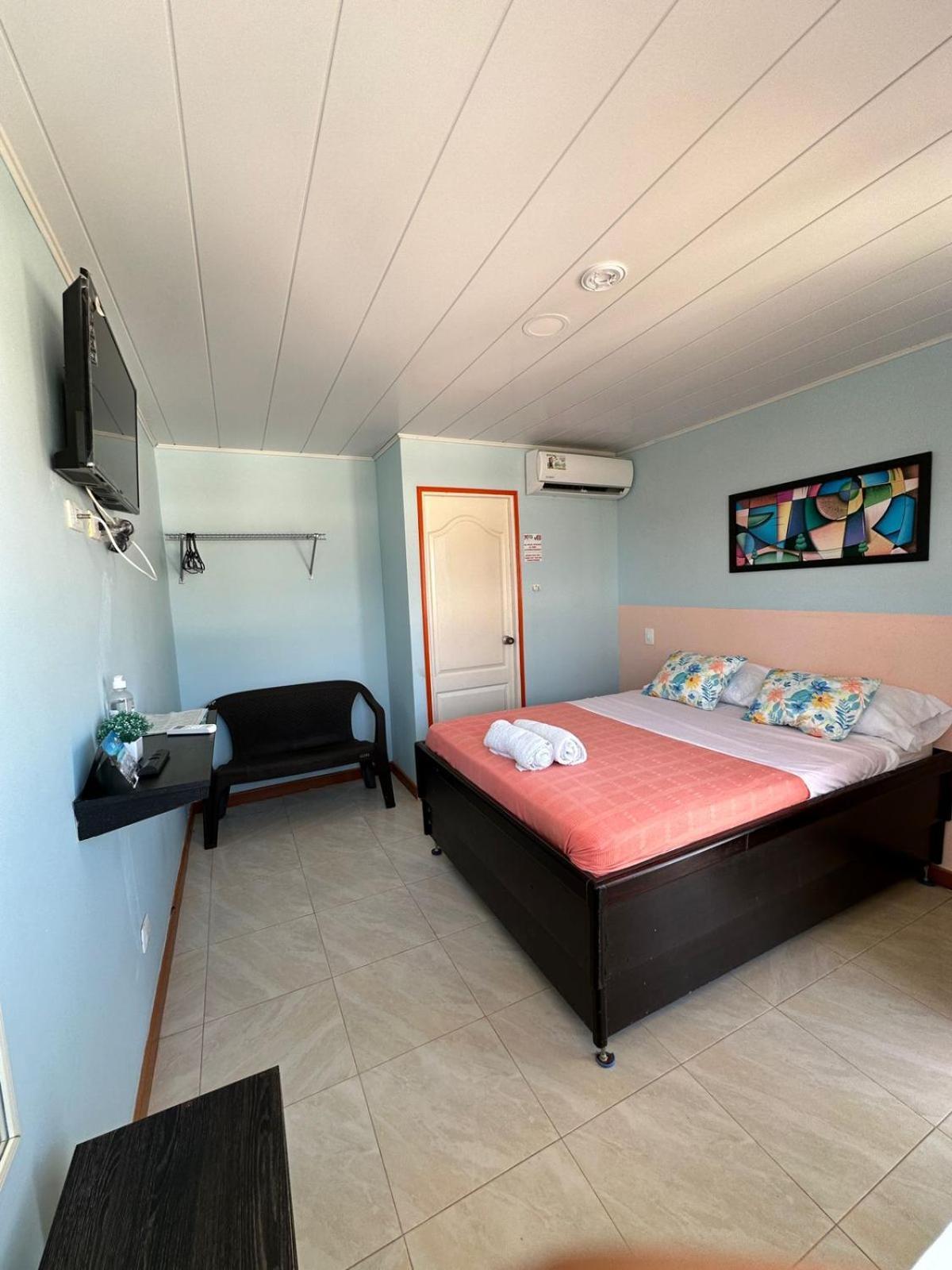 Victoria'S Gennie Bay Village Hostal San Andres  Bagian luar foto